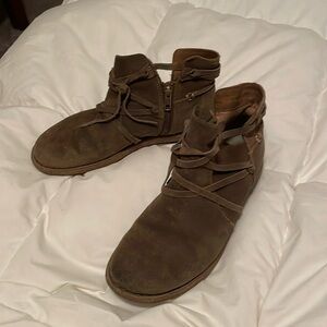 Born Tarkiln Brown Leather Ankle Boots 7.5M-never wore - too big